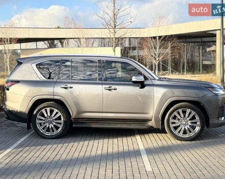 Серый Лексус ЛХ, объемом двигателя 3.45 л и пробегом 108 тыс. км за 112000 $, фото 16 на Automoto.ua