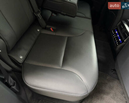 Сірий Лексус ЛХ, об'ємом двигуна 3.35 л та пробігом 34 тис. км за 109999 $, фото 38 на Automoto.ua