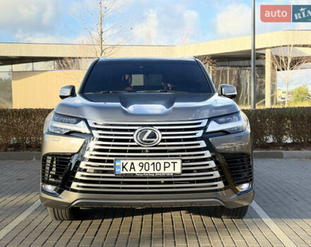 Серый Лексус ЛХ, объемом двигателя 3.45 л и пробегом 108 тыс. км за 112000 $, фото 2 на Automoto.ua