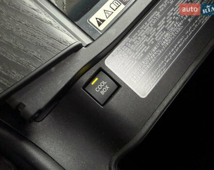 Сірий Лексус ЛХ, об'ємом двигуна 3.35 л та пробігом 34 тис. км за 109999 $, фото 56 на Automoto.ua