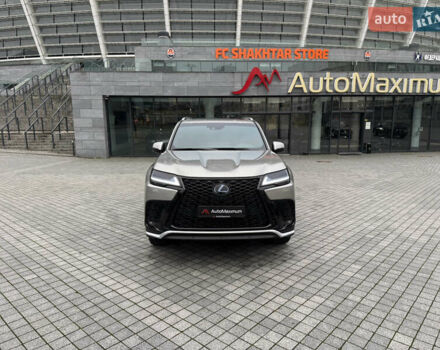 Сірий Лексус ЛХ, об'ємом двигуна 3.35 л та пробігом 47 тис. км за 114999 $, фото 1 на Automoto.ua