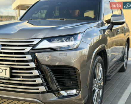 Серый Лексус ЛХ, объемом двигателя 3.45 л и пробегом 108 тыс. км за 112000 $, фото 7 на Automoto.ua