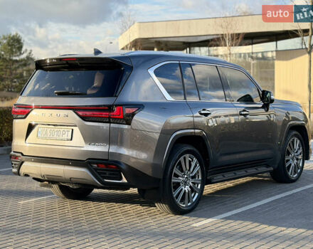 Серый Лексус ЛХ, объемом двигателя 3.45 л и пробегом 108 тыс. км за 112000 $, фото 21 на Automoto.ua