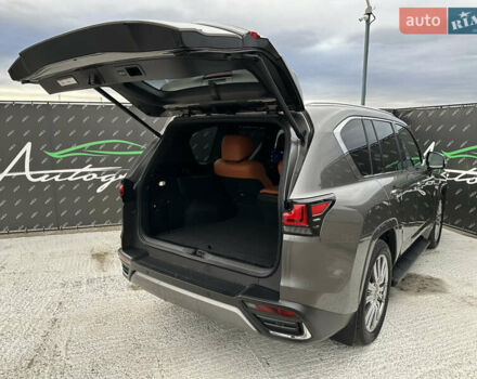 Серый Лексус ЛХ, объемом двигателя 3.45 л и пробегом 88 тыс. км за 124999 $, фото 34 на Automoto.ua