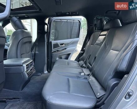 Сірий Лексус ЛХ, об'ємом двигуна 3.35 л та пробігом 29 тис. км за 119900 $, фото 75 на Automoto.ua