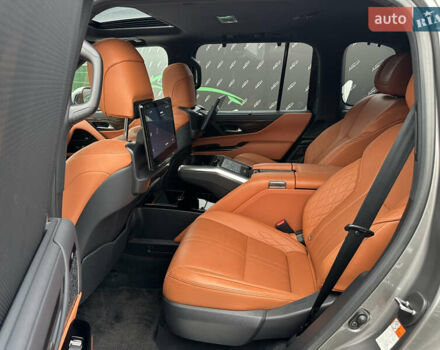 Серый Лексус ЛХ, объемом двигателя 3.45 л и пробегом 88 тыс. км за 124999 $, фото 20 на Automoto.ua