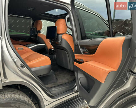 Серый Лексус ЛХ, объемом двигателя 3.45 л и пробегом 88 тыс. км за 124999 $, фото 30 на Automoto.ua