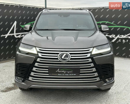 Серый Лексус ЛХ, объемом двигателя 3.45 л и пробегом 88 тыс. км за 124999 $, фото 2 на Automoto.ua