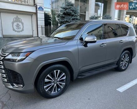 Сірий Лексус ЛХ, об'ємом двигуна 3.35 л та пробігом 29 тис. км за 119900 $, фото 5 на Automoto.ua