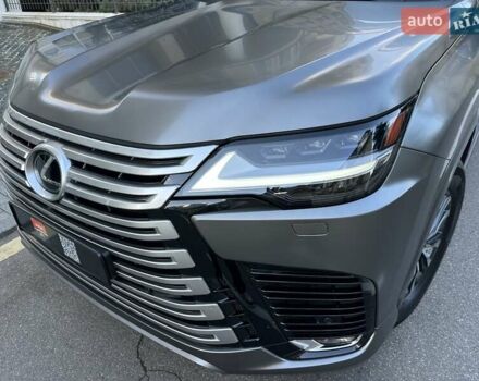 Сірий Лексус ЛХ, об'ємом двигуна 3.35 л та пробігом 29 тис. км за 119900 $, фото 16 на Automoto.ua