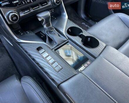 Сірий Лексус ЛХ, об'ємом двигуна 3.35 л та пробігом 29 тис. км за 119900 $, фото 49 на Automoto.ua