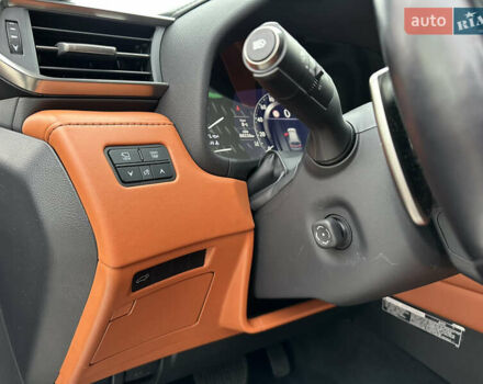 Серый Лексус ЛХ, объемом двигателя 3.45 л и пробегом 88 тыс. км за 124999 $, фото 10 на Automoto.ua