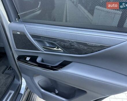 Сірий Лексус ЛХ, об'ємом двигуна 3.35 л та пробігом 29 тис. км за 119900 $, фото 84 на Automoto.ua