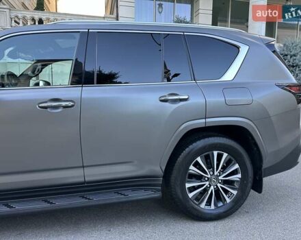 Сірий Лексус ЛХ, об'ємом двигуна 3.35 л та пробігом 29 тис. км за 119900 $, фото 23 на Automoto.ua