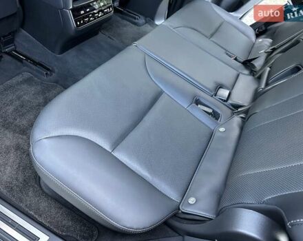 Сірий Лексус ЛХ, об'ємом двигуна 3.35 л та пробігом 29 тис. км за 119900 $, фото 76 на Automoto.ua