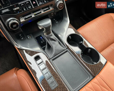 Серый Лексус ЛХ, объемом двигателя 3.45 л и пробегом 88 тыс. км за 124999 $, фото 11 на Automoto.ua