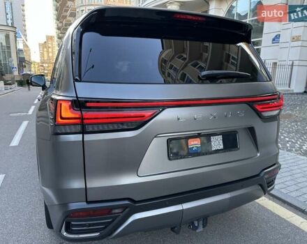 Сірий Лексус ЛХ, об'ємом двигуна 3.35 л та пробігом 29 тис. км за 119900 $, фото 9 на Automoto.ua