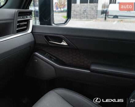 Сірий Лексус ЛХ, об'ємом двигуна 3.45 л та пробігом 3 тис. км за 93081 $, фото 32 на Automoto.ua