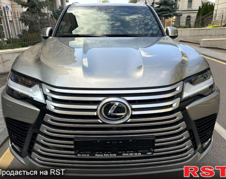 Серый Лексус ЛХ, объемом двигателя 3.3 л и пробегом 16 тыс. км за 125900 $, фото 1 на Automoto.ua