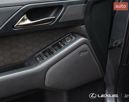 Сірий Лексус ЛХ, об'ємом двигуна 3.45 л та пробігом 3 тис. км за 93081 $, фото 26 на Automoto.ua