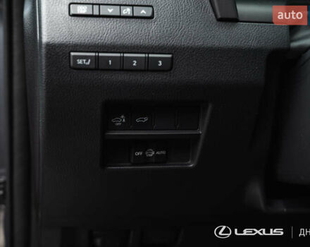 Сірий Лексус ЛХ, об'ємом двигуна 3.45 л та пробігом 3 тис. км за 93081 $, фото 31 на Automoto.ua
