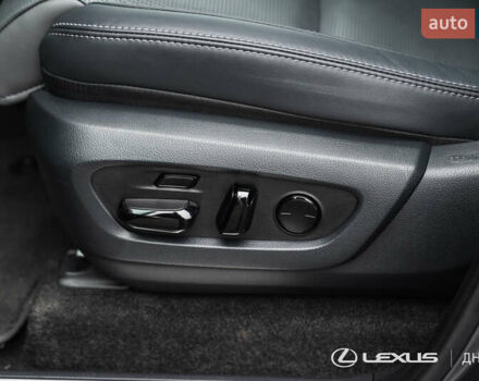 Сірий Лексус ЛХ, об'ємом двигуна 3.45 л та пробігом 3 тис. км за 93081 $, фото 25 на Automoto.ua