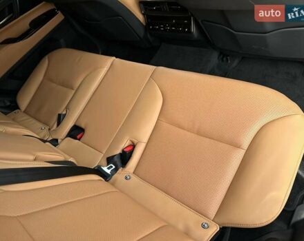 Сірий Лексус ЛХ, об'ємом двигуна 3.35 л та пробігом 2 тис. км за 135500 $, фото 45 на Automoto.ua