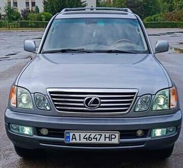 Лексус ЛХ 2004 в Броварах на Automoto.ua Серый Лексус ЛХ, объемом двигателя 4.7 л и пробегом 325 тыс. км за 13000 $, фото 1 на Automoto.ua