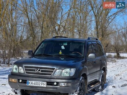 Сірий Лексус ЛХ, об'ємом двигуна 4.7 л та пробігом 280 тис. км за 10000 $, фото 1 на Automoto.ua