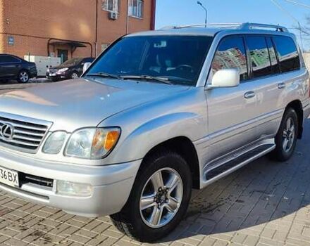 Серый Лексус ЛХ, объемом двигателя 4.67 л и пробегом 258 тыс. км за 19000 $, фото 1 на Automoto.ua