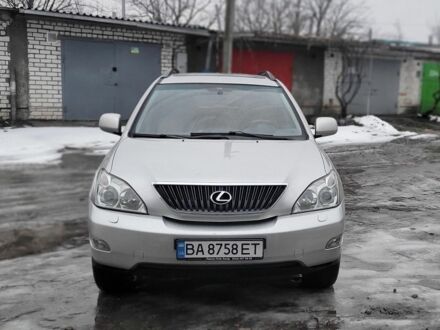 Серый Лексус ЛХ, объемом двигателя 3.5 л и пробегом 195 тыс. км за 10750 $, фото 1 на Automoto.ua