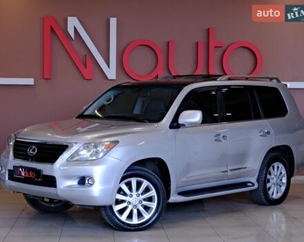 Серый Лексус ЛХ, объемом двигателя 5.66 л и пробегом 190 тыс. км за 20900 $, фото 1 на Automoto.ua