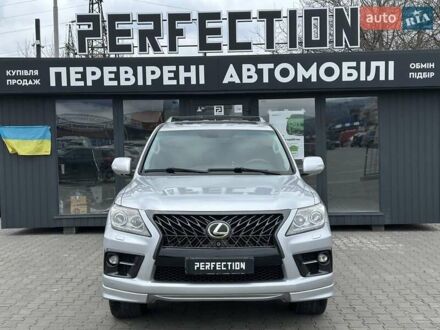 Лексус ЛХ 2008 у Чернівцях на Automoto.ua Сірий Лексус ЛХ, об'ємом двигуна 5.66 л та пробігом 255 тис. км за 26500 $, фото 1 на Automoto.ua