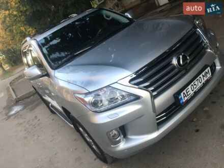 Сірий Лексус ЛХ, об'ємом двигуна 5.7 л та пробігом 220 тис. км за 30000 $, фото 1 на Automoto.ua