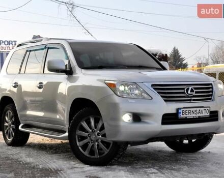 Серый Лексус ЛХ, объемом двигателя 5.66 л и пробегом 367 тыс. км за 22500 $, фото 1 на Automoto.ua