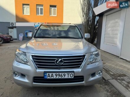 Сірий Лексус ЛХ, об'ємом двигуна 5.66 л та пробігом 230 тис. км за 26000 $, фото 1 на Automoto.ua