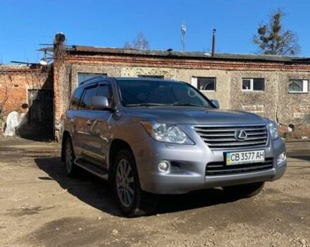 Серый Лексус ЛХ, объемом двигателя 5.66 л и пробегом 353 тыс. км за 21500 $, фото 1 на Automoto.ua