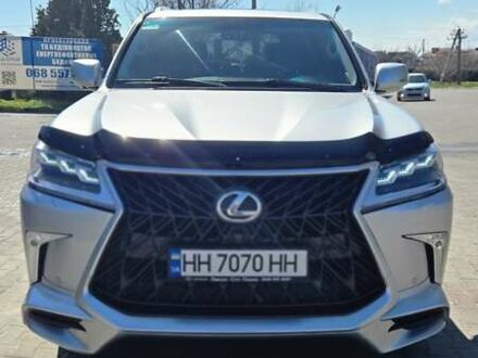 Лексус ЛХ 2010 в Одессе на Automoto.ua Серый Лексус ЛХ, объемом двигателя 5.66 л и пробегом 250 тыс. км за 36000 $, фото 1 на Automoto.ua