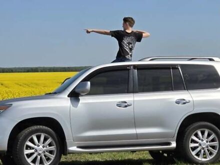 Лексус ЛХ 2011 у Белой Церкве на Automoto.ua Сірий Лексус ЛХ, об'ємом двигуна 5.66 л та пробігом 222 тис. км за 27900 $, фото 1 на Automoto.ua