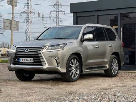 Серый Лексус ЛХ, объемом двигателя 5.66 л и пробегом 230 тыс. км за 54999 $, фото 1 на Automoto.ua