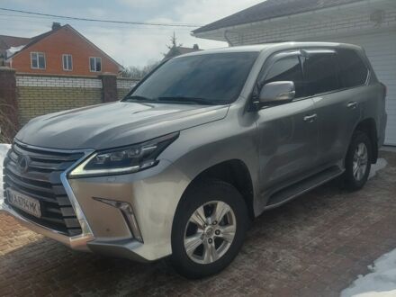 Сірий Лексус ЛХ, об'ємом двигуна 4.5 л та пробігом 118 тис. км за 71000 $, фото 1 на Automoto.ua