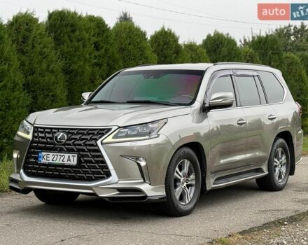 Сірий Лексус ЛХ, об'ємом двигуна 4.5 л та пробігом 228 тис. км за 49500 $, фото 1 на Automoto.ua