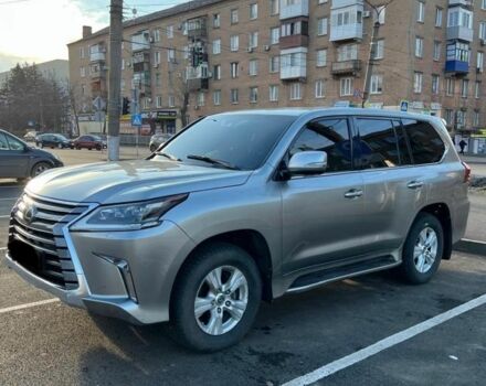 Сірий Лексус ЛХ, об'ємом двигуна 4.5 л та пробігом 260 тис. км за 55000 $, фото 1 на Automoto.ua