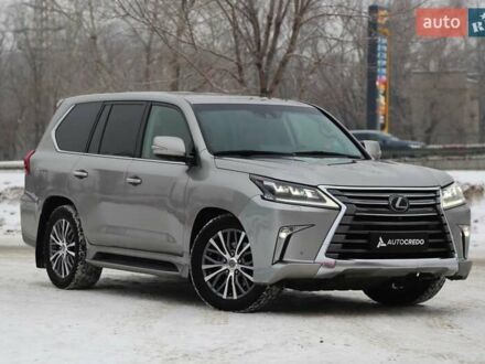 Серый Лексус ЛХ, объемом двигателя 4.46 л и пробегом 290 тыс. км за 72900 $, фото 1 на Automoto.ua