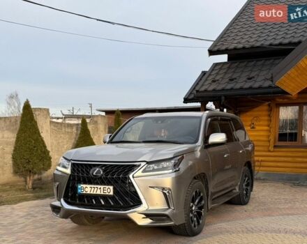 Серый Лексус ЛХ, объемом двигателя 4.5 л и пробегом 240 тыс. км за 72000 $, фото 1 на Automoto.ua
