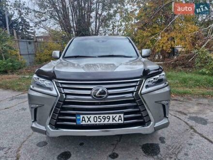Лексус ЛХ 2020 у Харкові на Automoto.ua Сірий Лексус ЛХ, об'ємом двигуна 4.46 л та пробігом 10 тис. км за 98000 $, фото 1 на Automoto.ua