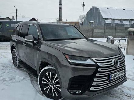 Серый Лексус ЛХ, объемом двигателя 3.5 л и пробегом 30 тыс. км за 120000 $, фото 1 на Automoto.ua