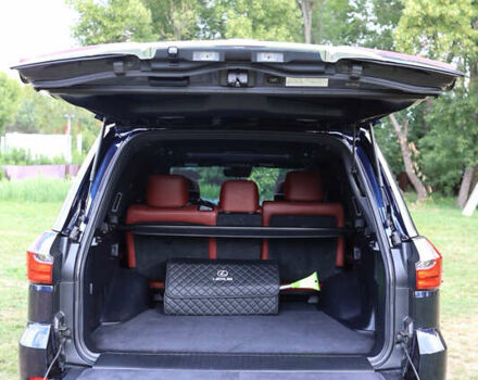 Синий Лексус ЛХ, объемом двигателя 5.66 л и пробегом 110 тыс. км за 59600 $, фото 19 на Automoto.ua