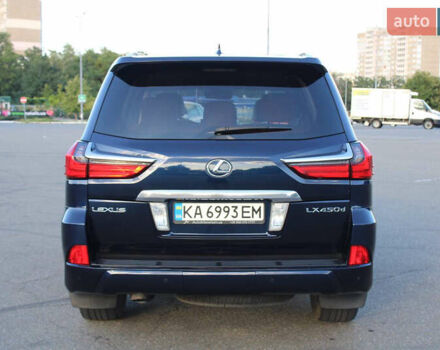 Синий Лексус ЛХ, объемом двигателя 4.46 л и пробегом 226 тыс. км за 68000 $, фото 5 на Automoto.ua