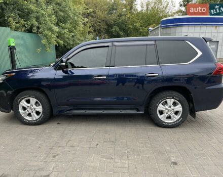 Синий Лексус ЛХ, объемом двигателя 4.46 л и пробегом 420 тыс. км за 55000 $, фото 1 на Automoto.ua